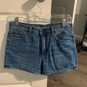 American Eagle Outfitters Mom Jean Shorts